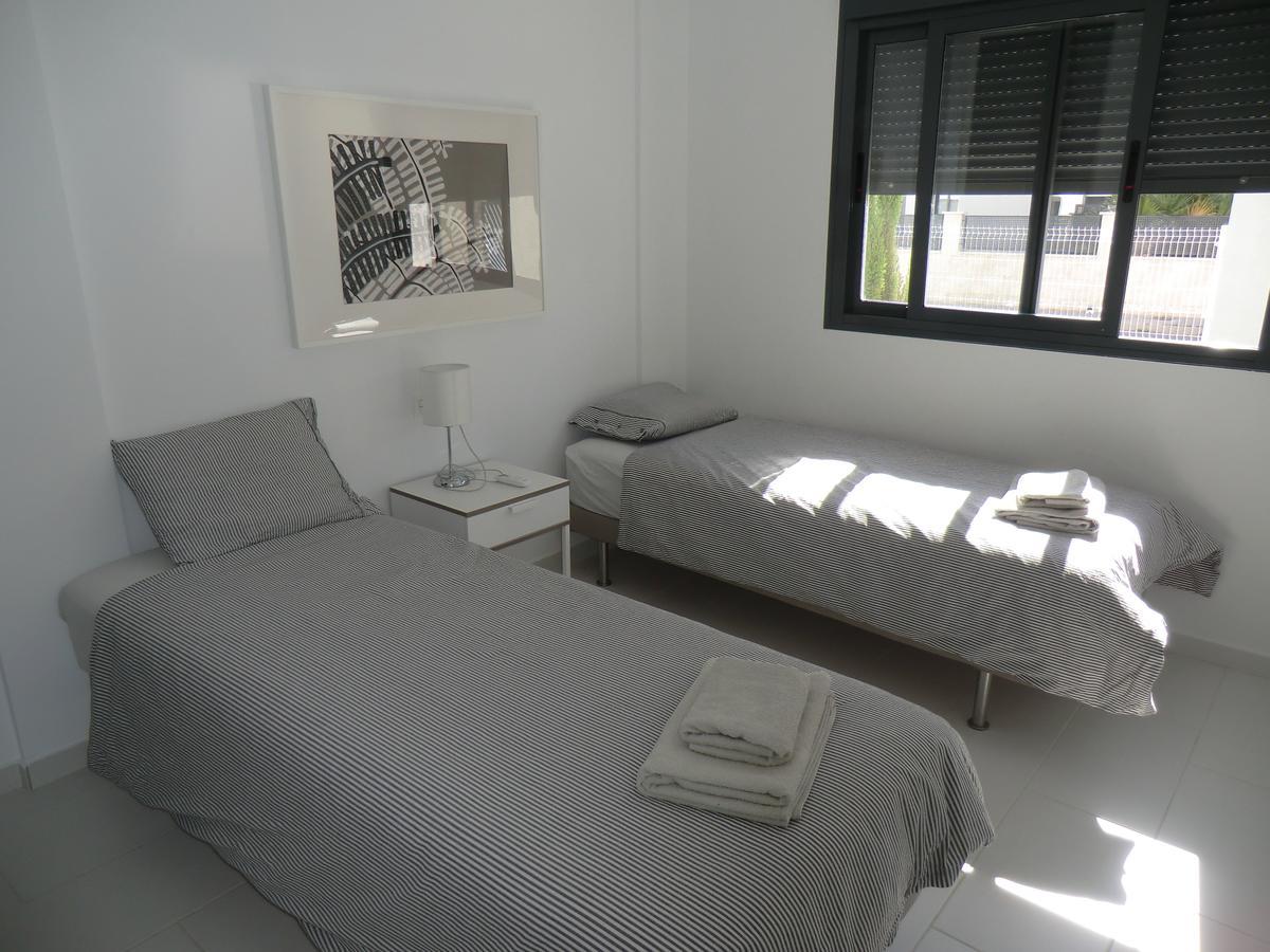 Casas Holiday - Oasis Beach โอริอุเอลา ภายนอก รูปภาพ