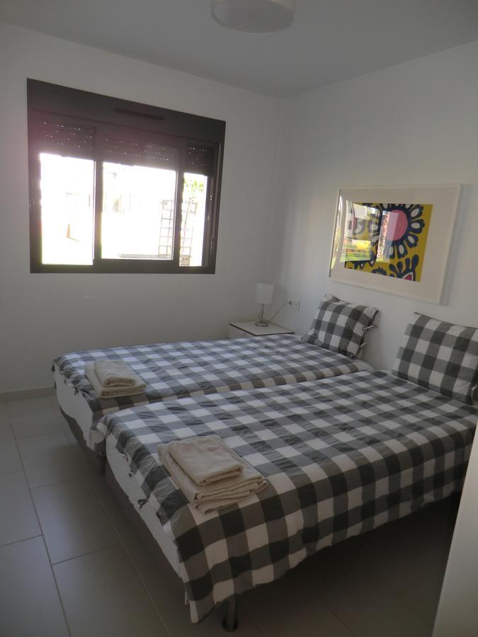 Casas Holiday - Oasis Beach โอริอุเอลา ภายนอก รูปภาพ